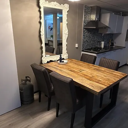 The Winterhorses Loft Strijen